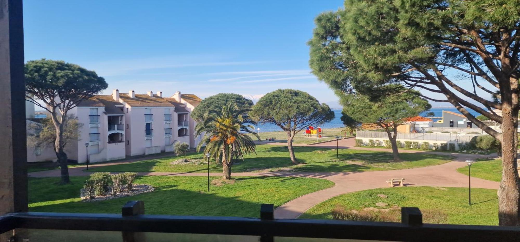 Climatise Avec Piscine, Magnifique Vue Mer, Et Le Mont Canigou ! Apartment *